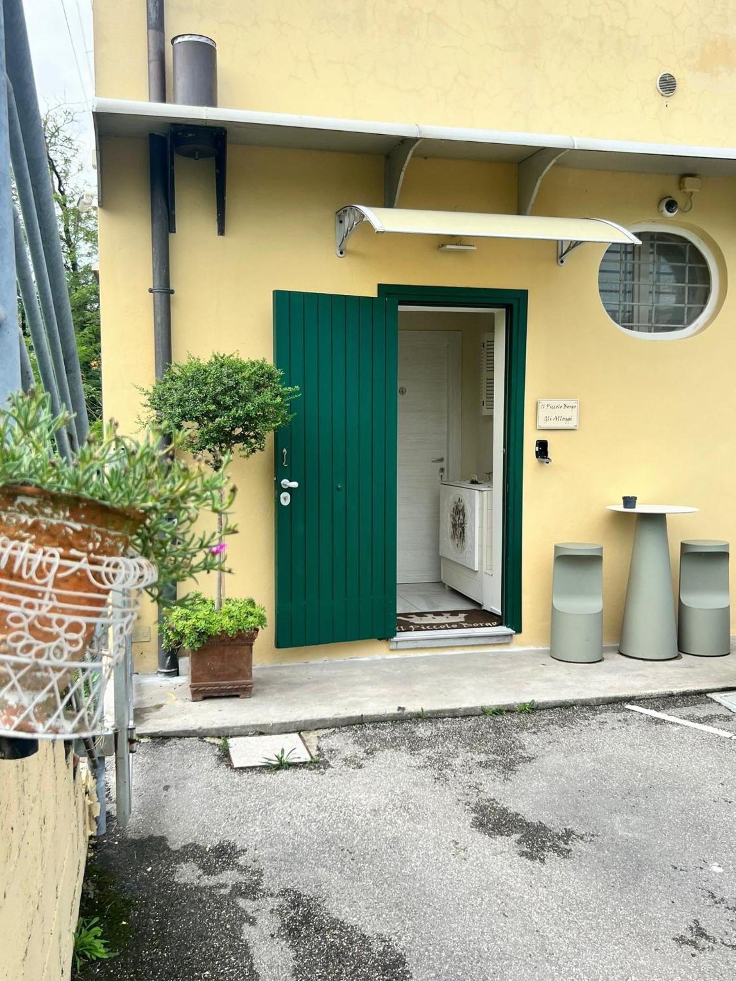 Gli Alloggi De Il Piccolo Borgo Castel Maggiore Exterior photo